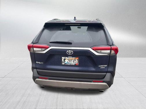 2022 Toyota RAV4 Limited