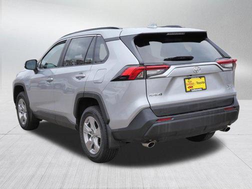 Silver Sky Metallic 2022 Toyota RAV4 XLE