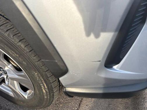 Silver Sky Metallic 2022 Toyota RAV4 XLE