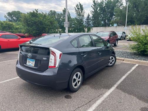 Winter Gray Metallic 2013 Toyota Prius Two