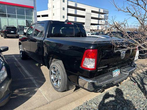 Diamond Black Crystal Pearlcoat 2019 RAM 1500 Big Horn