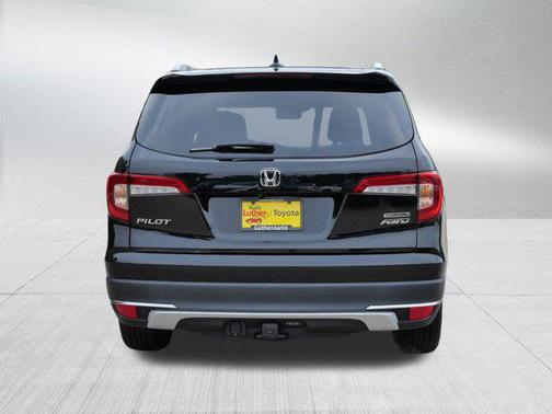 2021 Honda Pilot Touring 8-Passenger