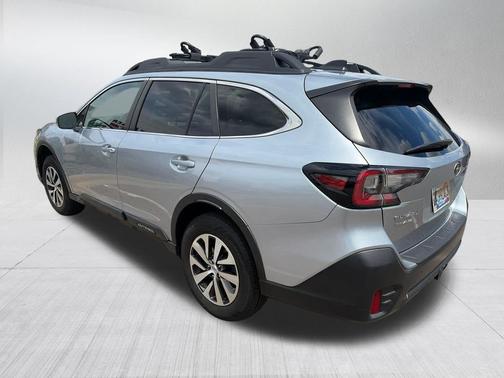 Ice Silver Metallic 2020 Subaru Outback Premium