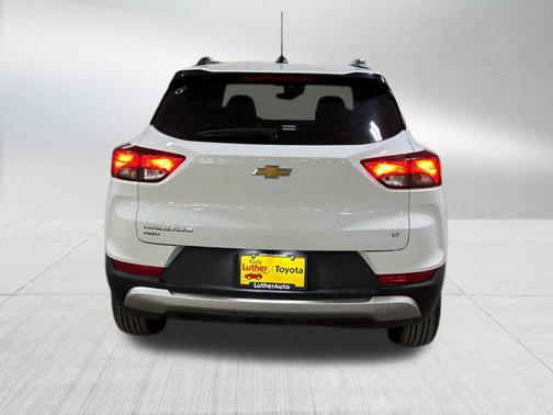 Summit White 2025 Chevrolet Trailblazer LT