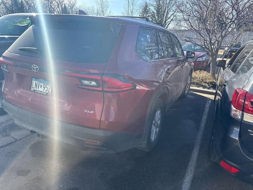 Ruby Flare Pearl 2024 Toyota Grand Highlander XLE