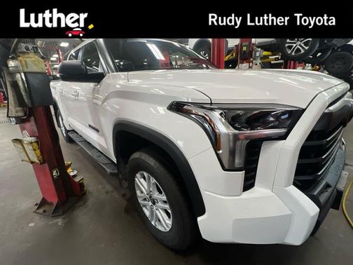 Ice Cap 2025 Toyota Tundra SR5