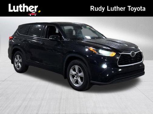 2021 Toyota Highlander LE