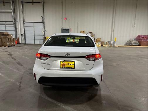 Ice Cap 2024 Toyota Corolla LE