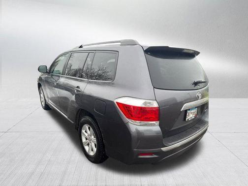2012 Toyota Highlander SE