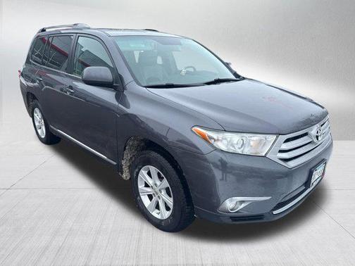 2012 Toyota Highlander SE