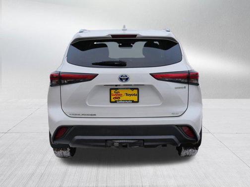 2020 Toyota Highlander Hybrid XLE