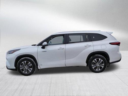 2020 Toyota Highlander Hybrid XLE