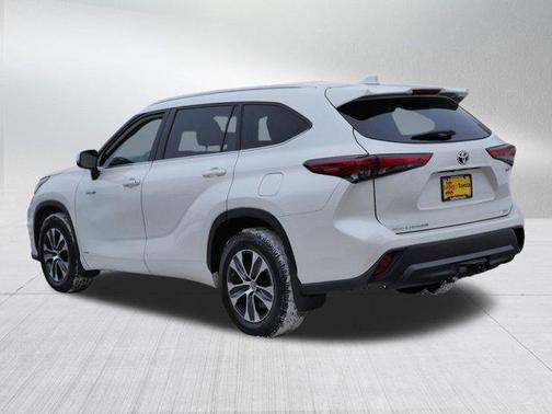 2020 Toyota Highlander Hybrid XLE