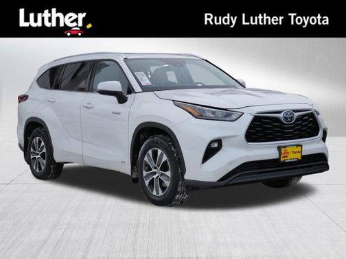 2020 Toyota Highlander Hybrid XLE