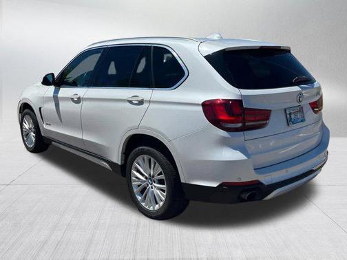 Mineral White Metallic 2017 BMW X5 xDrive35i