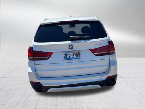 Mineral White Metallic 2017 BMW X5 xDrive35i
