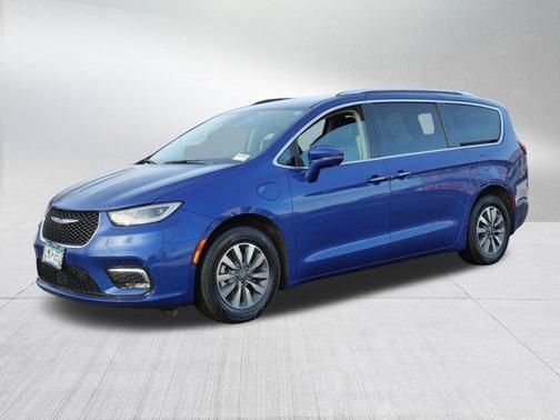 2021 Chrysler Pacifica Hybrid Touring L