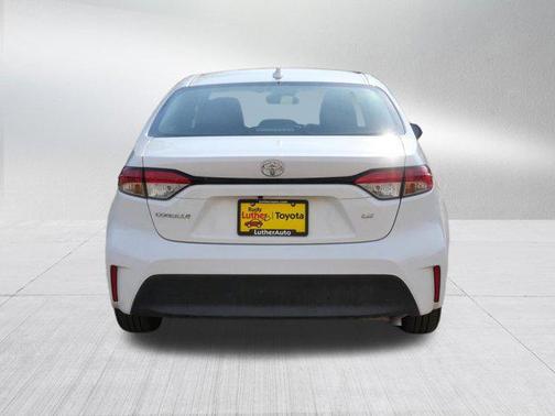 Ice Cap 2025 Toyota Corolla LE