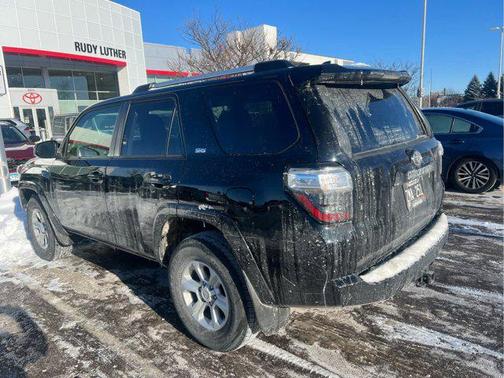 2021 Toyota 4Runner SR5