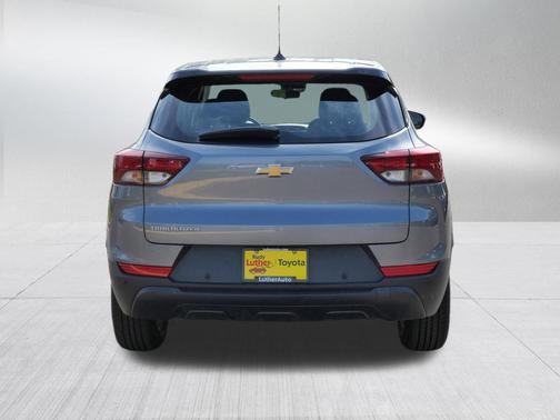 Satin Steel Metallic 2021 Chevrolet Trailblazer LS