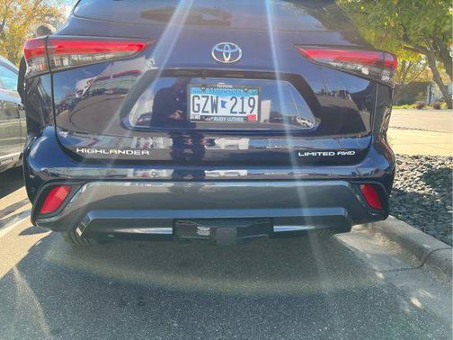 2022 Toyota Highlander Limited