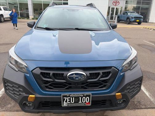 Geyser Blue 2024 Subaru Outback Wilderness