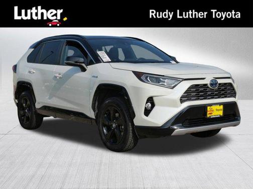 2021 Toyota RAV4 Hybrid SE