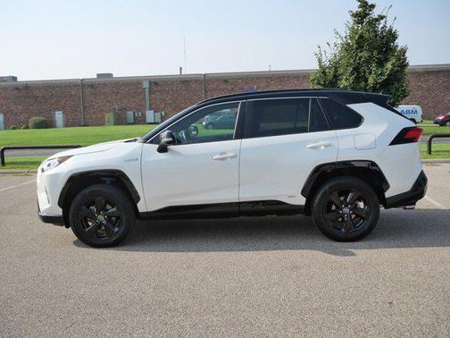 2021 Toyota RAV4 Hybrid SE