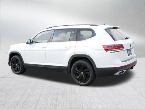 2022 Volkswagen Atlas 3.6L SE w/Technology