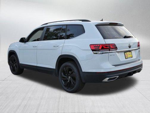 2022 Volkswagen Atlas 3.6L SE w/Technology