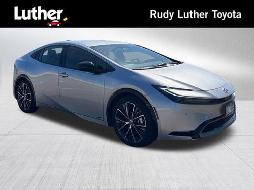 2023 Toyota Prius XLE