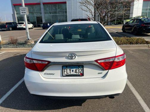 2015 Toyota Camry SE