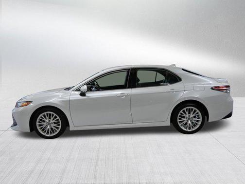 2020 Toyota Camry XLE