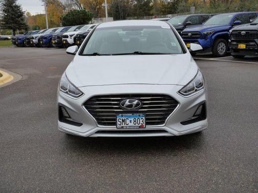 2018 Hyundai SONATA SE