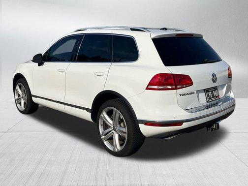 2017 Volkswagen Touareg V6 Executive