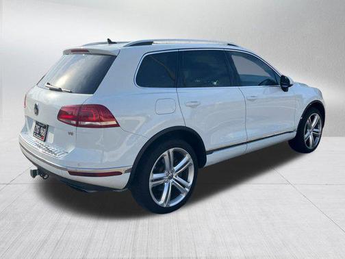 2017 Volkswagen Touareg V6 Executive