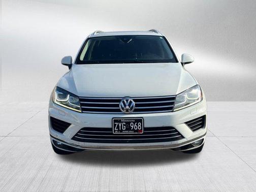2017 Volkswagen Touareg V6 Executive