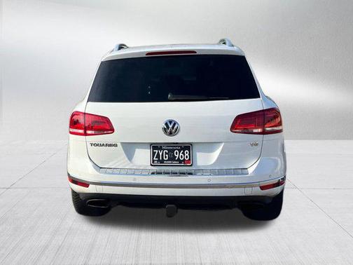 2017 Volkswagen Touareg V6 Executive