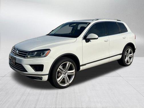2017 Volkswagen Touareg V6 Executive
