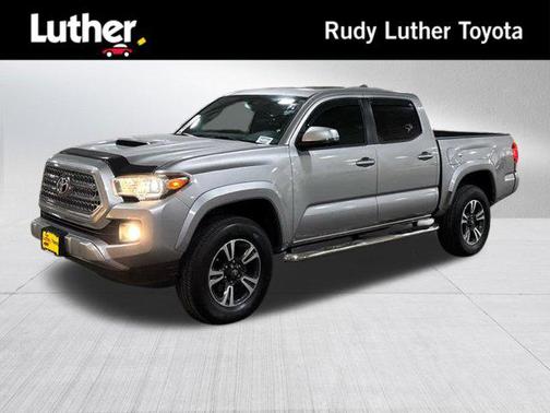2016 Toyota Tacoma SR