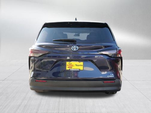 Blueprint 2023 Toyota Sienna LE