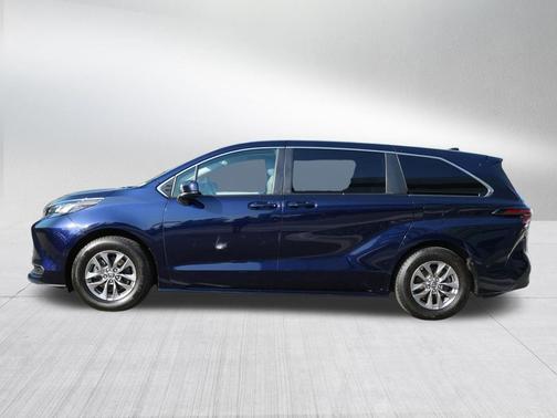 Blueprint 2023 Toyota Sienna LE