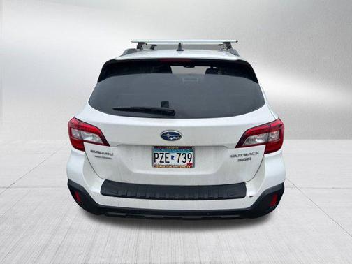 2019 Subaru Outback 3.6R Touring