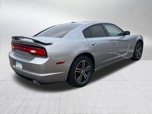 Billet Silver Metallic Clearcoat 2014 Dodge Charger SXT