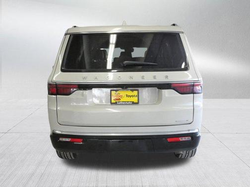 2022 Jeep Wagoneer Series II 4x4