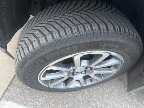 Onyx Black 2019 GMC Canyon Denali