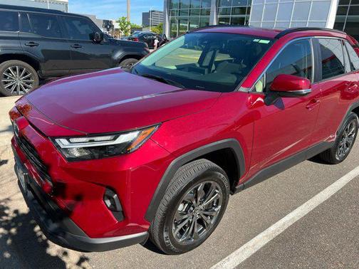 2022 Toyota RAV4 Hybrid XLE Premium