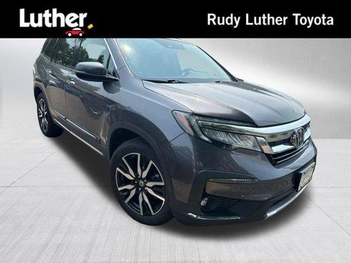 2020 Honda Pilot Touring 8-Passenger