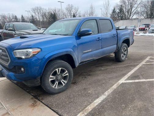 2016 Toyota Tacoma TRD Sport