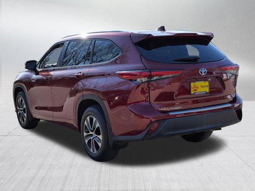 2020 Toyota Highlander Hybrid XLE